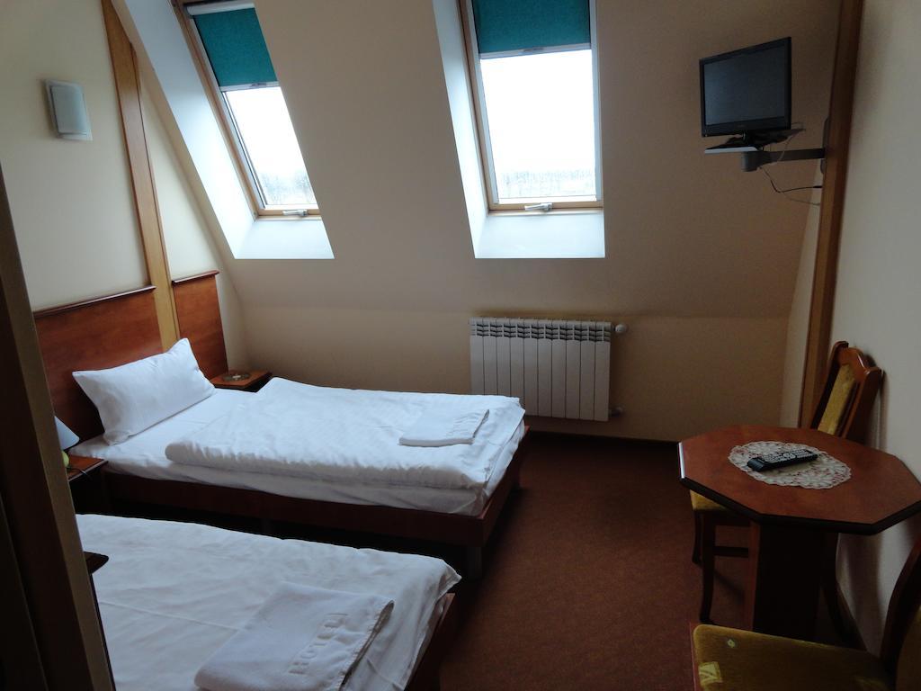 Hotel Wielkopolanka شرودا فيلكابولسكا المظهر الخارجي الصورة