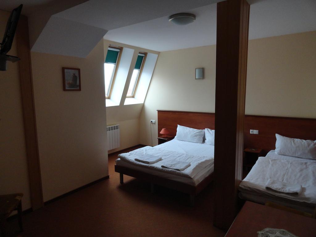 Hotel Wielkopolanka شرودا فيلكابولسكا الغرفة الصورة